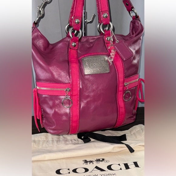 COACH POPPY Pink Leather SHOULDER CROSS BODY Bag AND DUST BAG - Picture 3 of 15